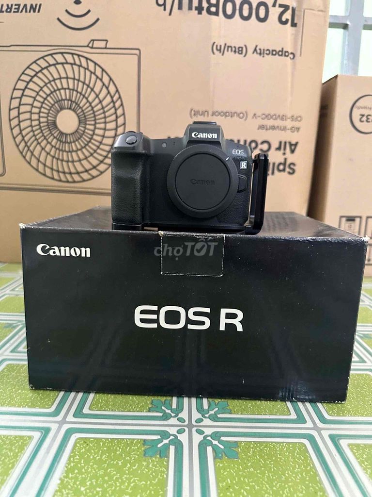 Máy ảnh Canon EOS R Đen Đã sử dụng. Mua bán Máy ảnh, Máy quay tại Thị xã Sông Cầu Phú Yên được đăng bởi Hoàng hình 1