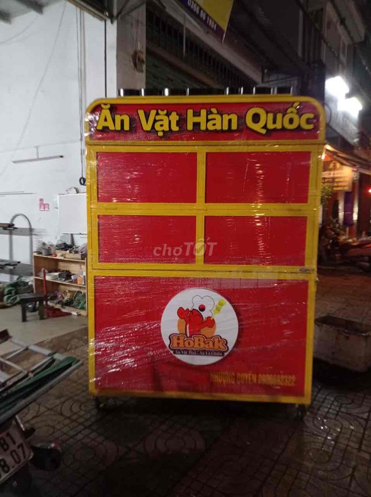 Thanh lý xe kiot Đỏ Vàng 1m6x1m2x2m5. Mua bán Nội thất, đồ gia dụng khác tại Quận 5 Tp Hồ Chí Minh được đăng bởi Phạm Hoàng Cúc hình 1