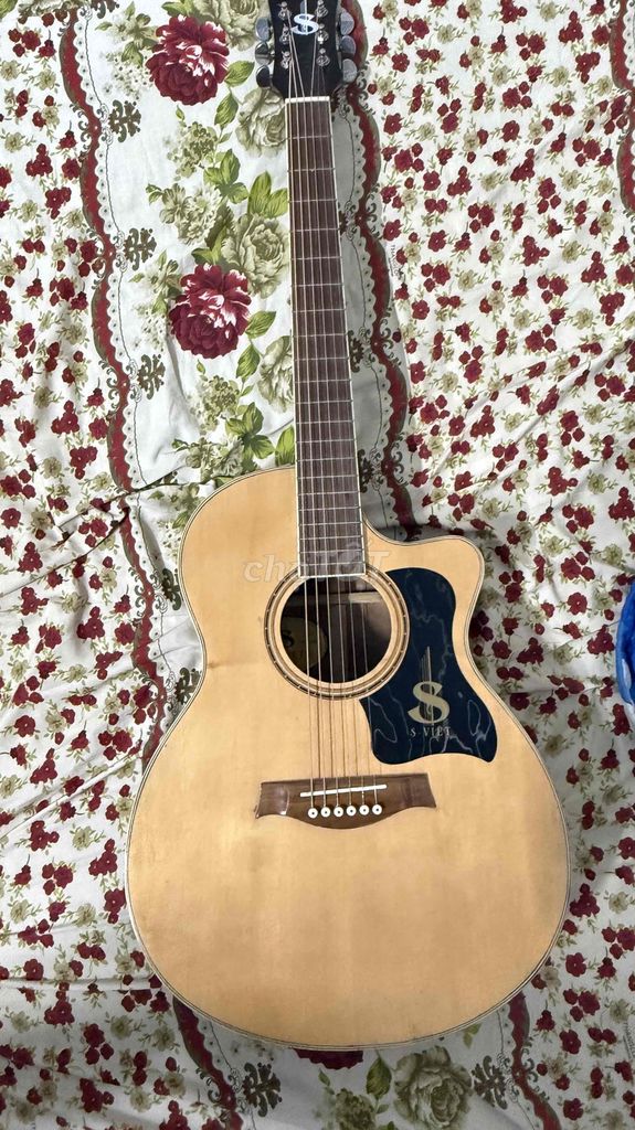 Đàn guitar Gỗ Nâu Đã sử dụng kèm túi. Mua bán Nhạc cụ tại Huyện Gò Dầu Tây Ninh được đăng bởi Marcus Ng hình 1