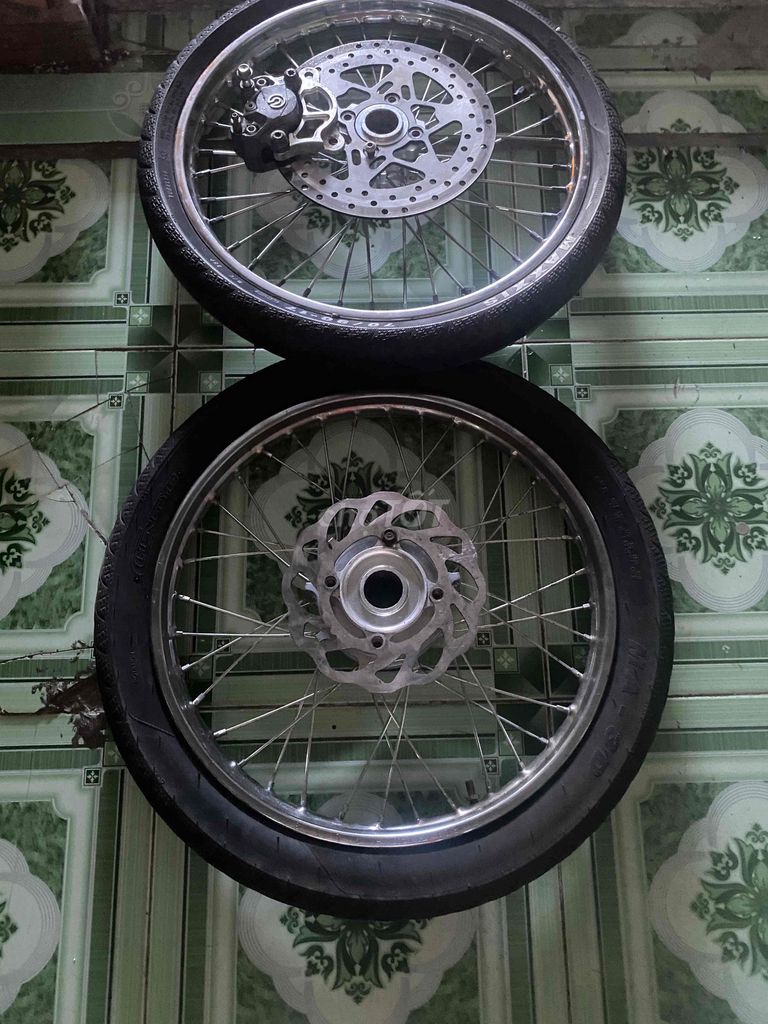 cần bán fun bộ bánh căm 2 đĩa luôn vỏ đĩa. Mua bán Phụ tùng xe tại Huyện An Minh Kiên Giang được đăng bởi Đô Son Tùng hình 3