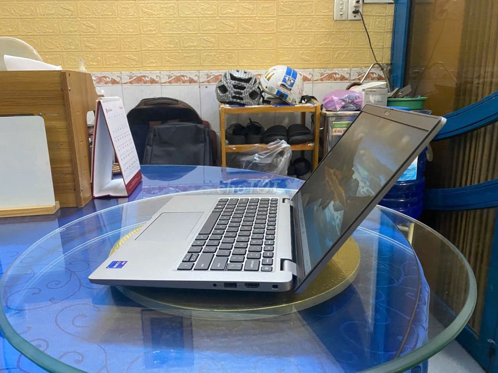 DELL LATITUDE 5440 I7 1355U 16GB 512GB 14"FHD USA. Mua bán Laptop tại Quận 3 Tp Hồ Chí Minh được đăng bởi Trần Thanh Hiền hình 1