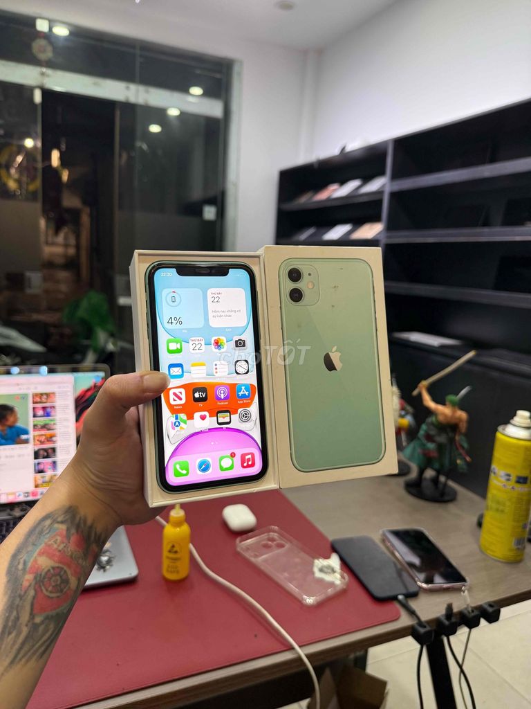 Apple iPhone 11 QTE 64GB Xanh lá iOS 15 Zin Nguyên. Mua bán Điện thoại tại Quận Đống Đa Hà Nội được đăng bởi Hà Nội Mobile Bao Duyệt Nợ Xấu hình 1