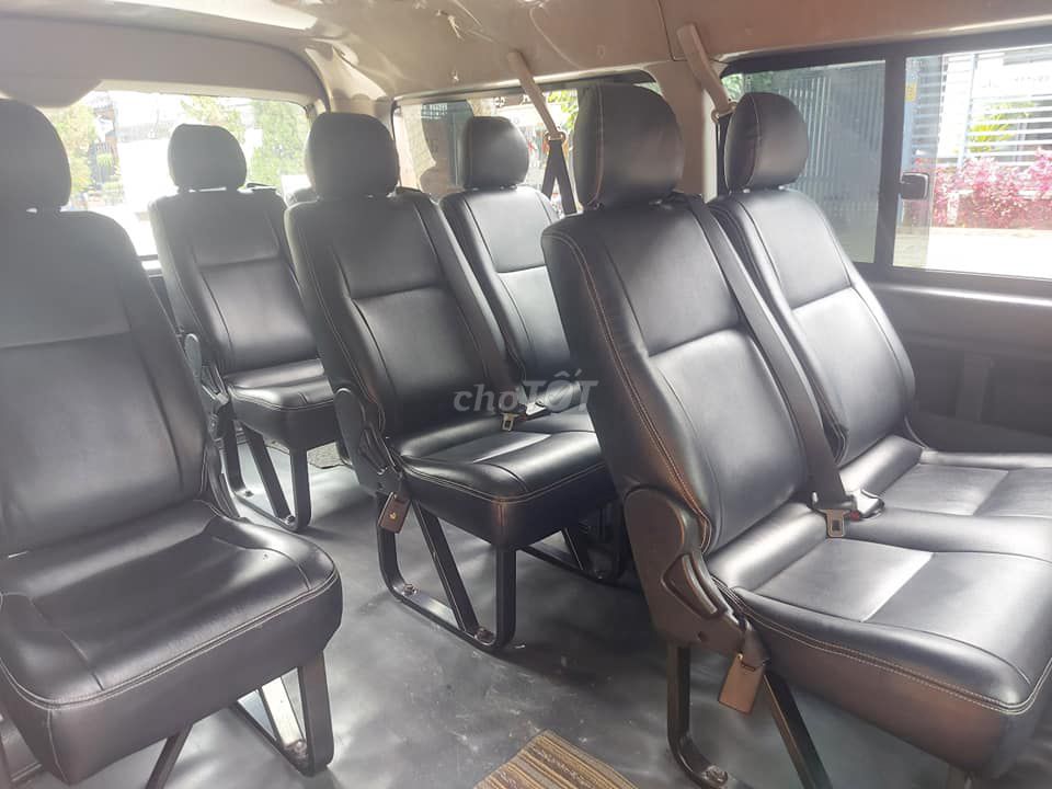 Toyota Hiace 2011 số sàn máy xăng 10 chổ. Mua bán Ô tô tại Quận Gò Vấp Tp Hồ Chí Minh được đăng bởi Quang hình 6