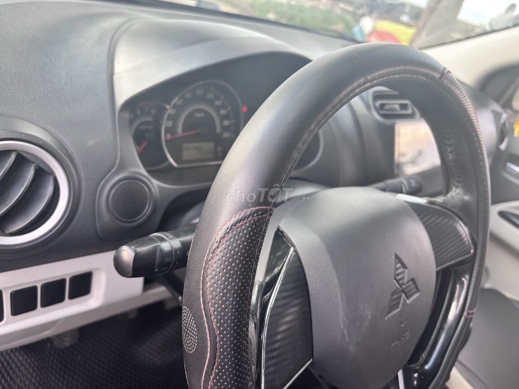 Attrage 2017. xe chính chủ. bản đủ. rất đẹp. Mua bán Ô tô tại Quận Liên Chiểu Đà Nẵng được đăng bởi anh thi hình 5