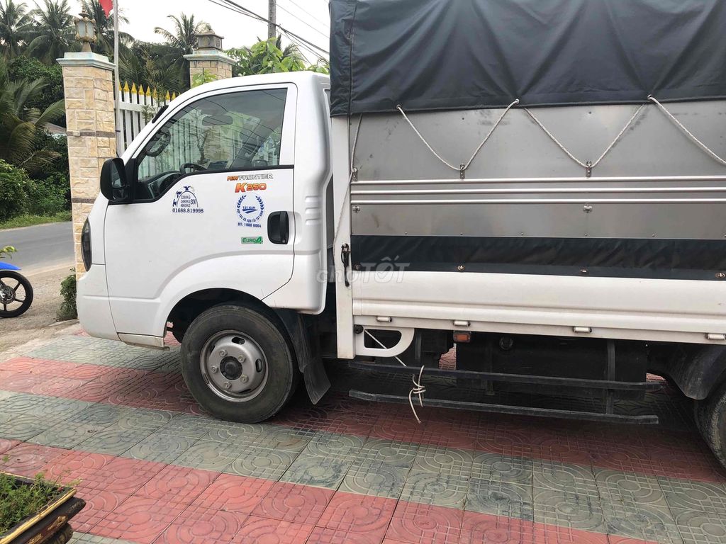 xe k250 2.5 tấn nhập hàng quốc đi mới 24.000km. Mua bán Xe tải, xe ben tại Huyện Tri Tôn An Giang được đăng bởi huỳnh ngọc tường hình 5
