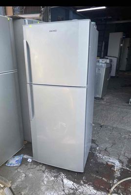 bán tủ lạnh hitachi có ship chạy tốt tủ 300l