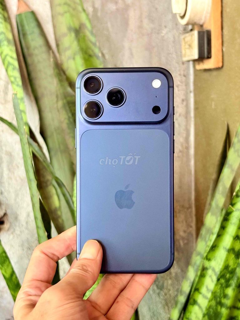 Apple iPhone 17 Pro Max 512GB Xanh Việt Nam. Mua bán Điện thoại tại Quận Đống Đa Hà Nội được đăng bởi Quý Hoàng hình 1