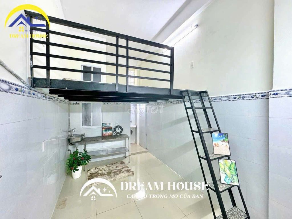 CHDV/TRỌ GẦN ĐH VHU VÀ ĐH HUIT GẦN SÂN BAY CÓ CỬA SỔ TRỜI (TÙY PHÒNG) 