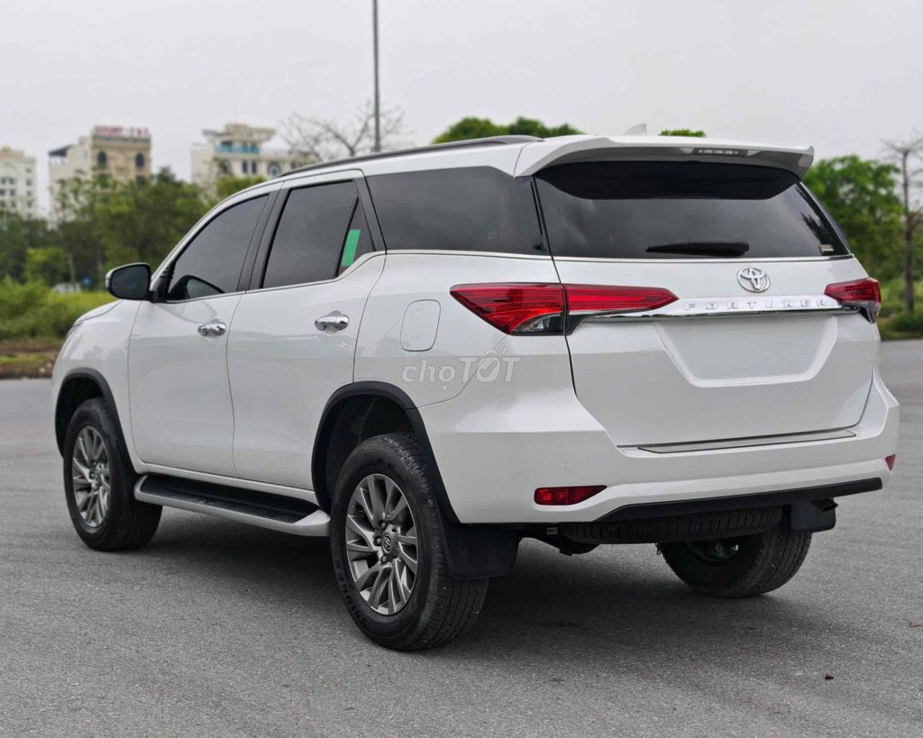 Toyota Fortuner 2022 odo 3.2v cực đẹp. Mua bán Ô tô tại Quận Nam Từ Liêm Hà Nội được đăng bởi Đại lý Toyota Mỹ Đình hình 3