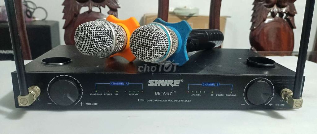 MICRO KHÔNG DÂY SHURE. Mua bán Tivi, Âm thanh tại Thị xã Bình Minh Vĩnh Long được đăng bởi  PIN hình 1