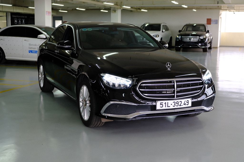 Mercedes-Benz E200 EXCLUSIVE Đen 7400 km. Mua bán Ô tô tại Quận 7 Tp Hồ Chí Minh được đăng bởi NGỌC ANH MERCEDES PMH hình 6