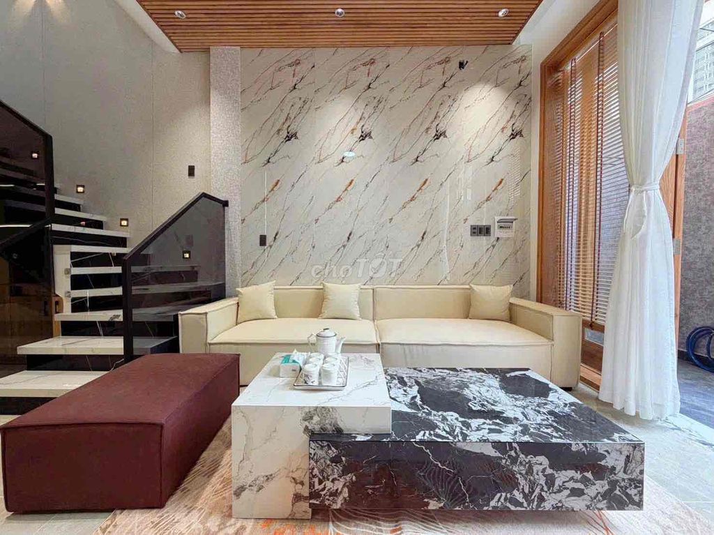 253 ✨ 🏡 Аренда 4-этажного дома в центре Хайчау