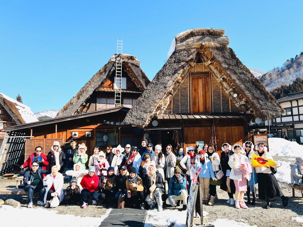 CUNG ĐƯỜNG VÀNG: OSAKA-SHIRAKAWAGO - FUJI - TOKYO