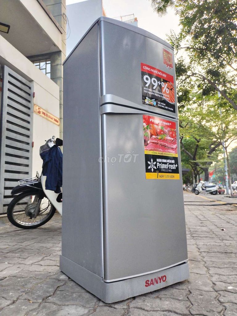 Bán tủ lạnh Sanyo còn mới nguyên rin. Mua bán Tủ lạnh tại Quận Cẩm Lệ Đà Nẵng được đăng bởi Ánh hình 1