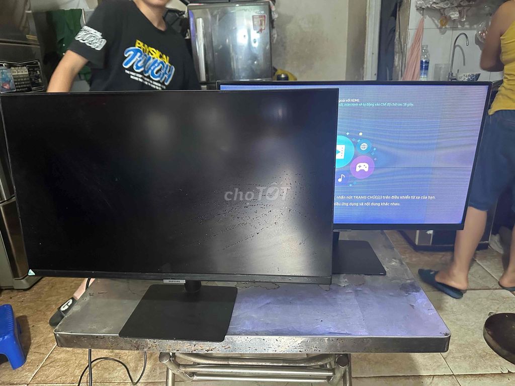 Thanh lý hai màn hình Samsung 27 inch hư. Mua bán Phụ kiện (Màn hình, Chuột...) tại Quận Tân Phú Tp Hồ Chí Minh được đăng bởi Anh tuấn hình 1