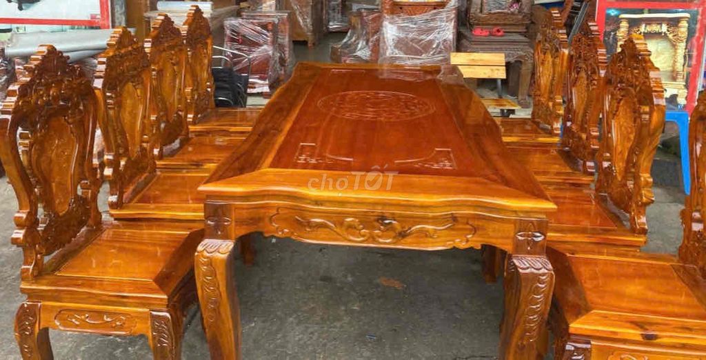 Bộ bàn ăn gỗ tràm 8 ghế Nâu. Mua bán Bàn ghế tại Quận Bình Tân Tp Hồ Chí Minh được đăng bởi Phạm thị kim ngân  hình 1