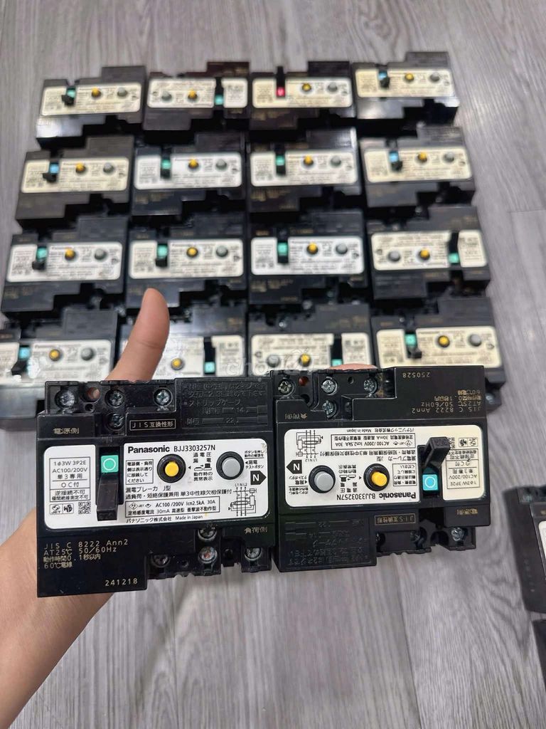 CB chống giật Panasonic 30A Nhật Bản. Mua bán Nội thất, đồ gia dụng khác tại Thị xã Bến Cát Bình Dương được đăng bởi luannguyen hình 1