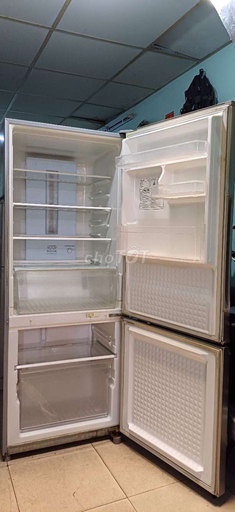 Tủ lạnh panasonic 296 lít zin bảo hành 3 tháng