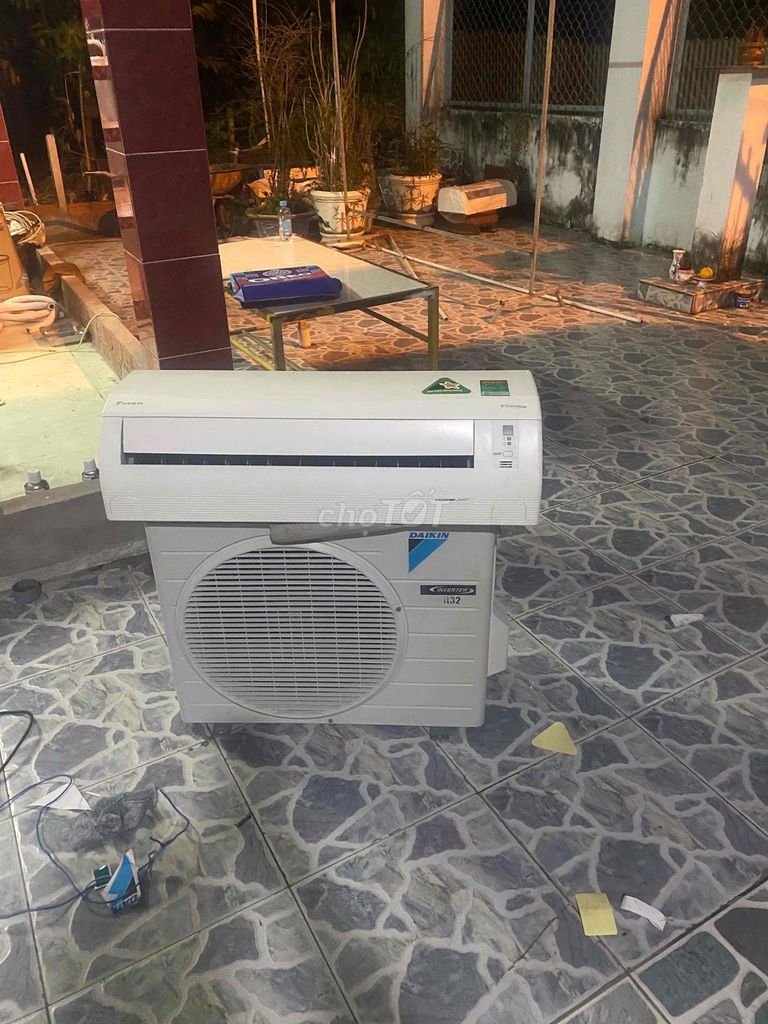 Máy lạnh Daikin Inverter 1hp bao lắp đặt. Mua bán Máy lạnh, điều hoà tại Huyện Nhà Bè Tp Hồ Chí Minh được đăng bởi minh tùng hình 1