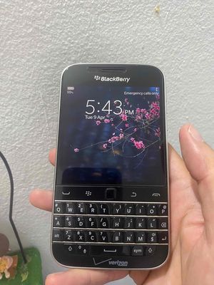 Blackberry Classic bản nocam real mới 95%