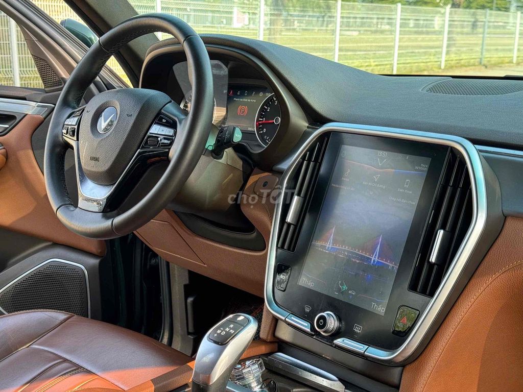 VinFast Lux SA2.0 Premium 2019 79.000 km. Mua bán Ô tô tại Quận Thanh Xuân Hà Nội được đăng bởi Trần Quang Huy hình 6