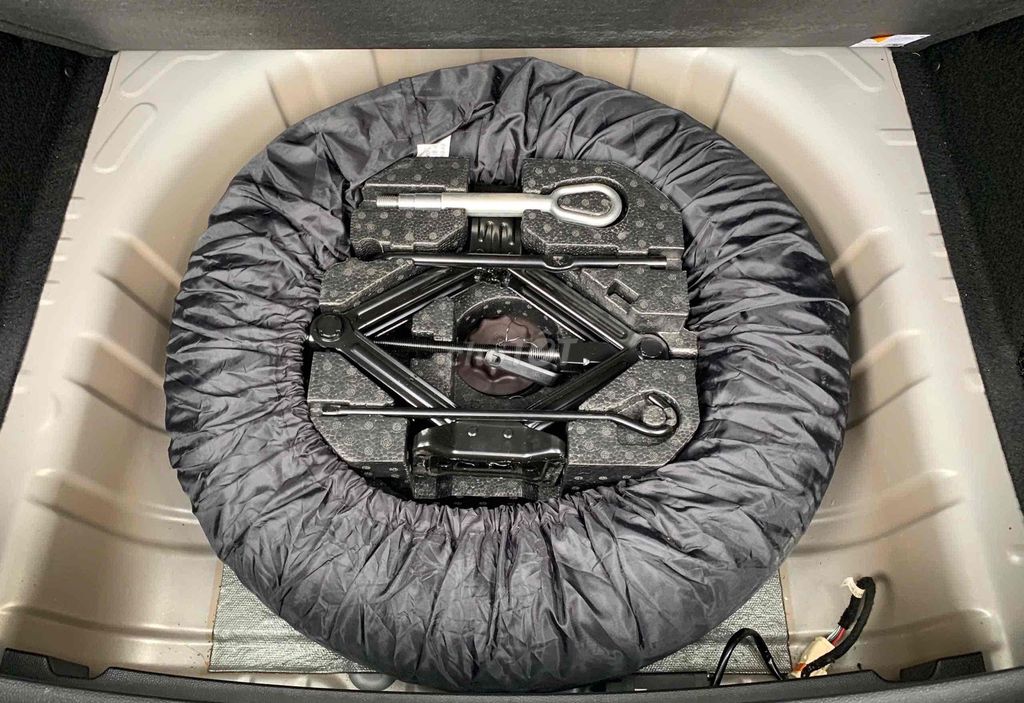 MG ZS Comfort Bạc SUV 5 chỗ, Tự động, Đã sử dụng. Mua bán Ô tô tại Thành phố Thủ Đức Tp Hồ Chí Minh được đăng bởi SAGO CAR hình 15