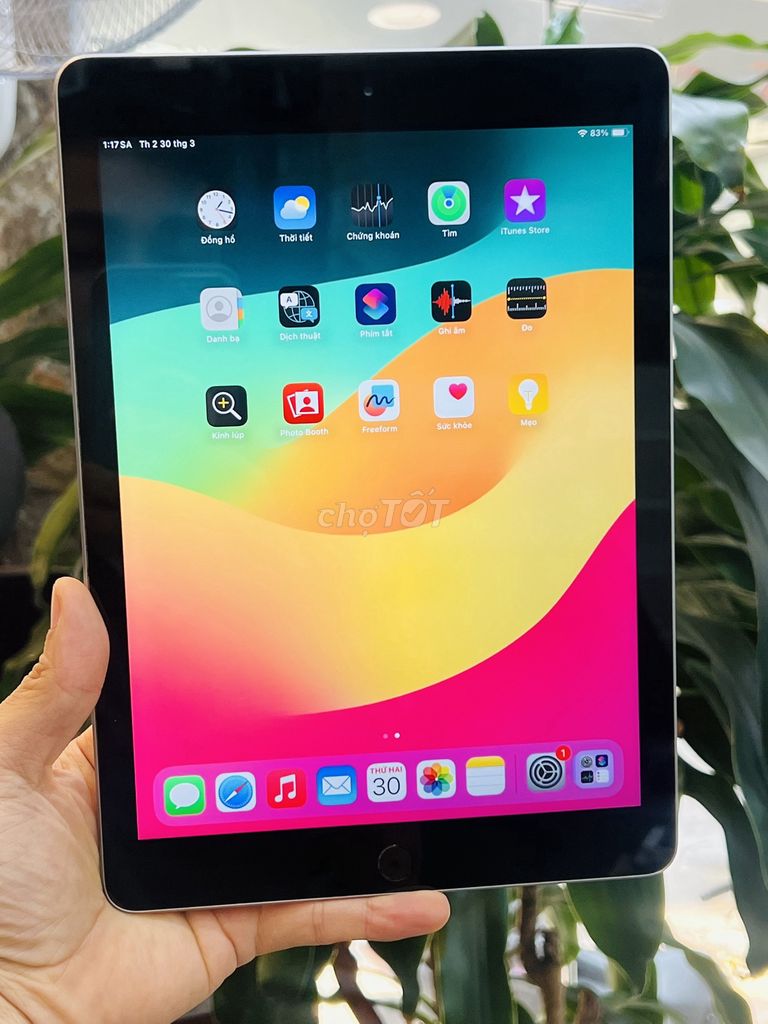 iPad Gen 6 32GB Xám. Mua bán Máy tính bảng tại Quận Đống Đa Hà Nội được đăng bởi Bảo Táo Store hình 1