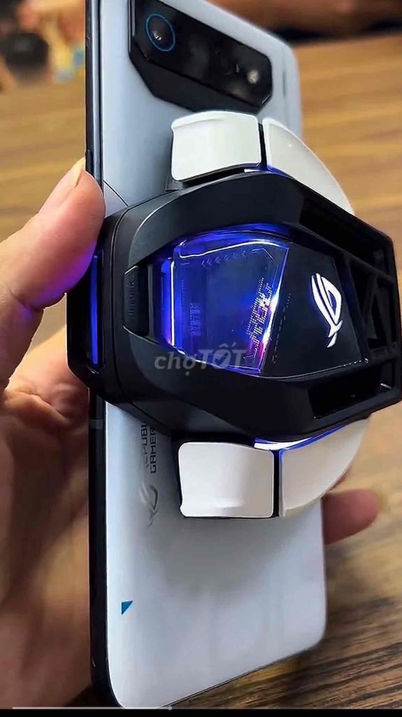 ROG Phone 7 Ultimate 512GB Trắng. Mua bán Điện thoại tại Thị xã Bến Cát Bình Dương được đăng bởi Thế Giới Phone hình 1
