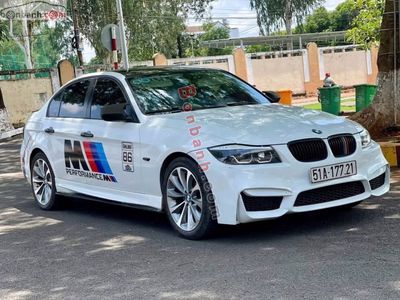 Xe BMW 3 Series 320i 2011 - 290 Triệu. Mua bán Ô tô tại Thành phố Biên Hòa Đồng Nai được đăng bởi Nguyễn Lộc