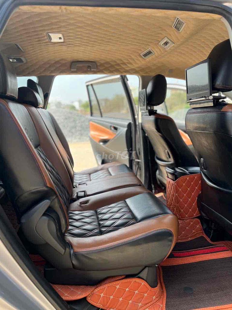 Toyota Innova 2017 2.0E Bạc. Mua bán Ô tô tại Quận Gò Vấp Tp Hồ Chí Minh được đăng bởi Nguyễn Nam Sang hình 10