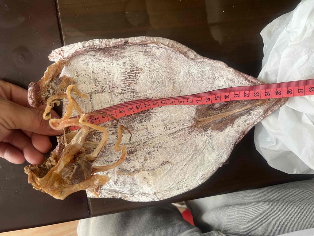 Mực khô 5 con 1kg. Mua bán Đồ ăn, thực phẩm và các loại khác tại Quận Hải Châu Đà Nẵng được đăng bởi Tiệm giặt sấy hình 1