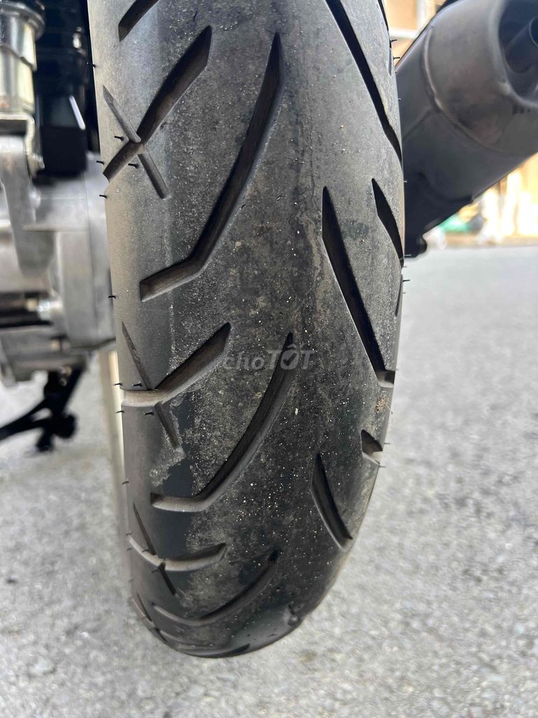 Honda SH125 CBS 2024 Trắng 8000 km. Mua bán Xe máy tại Quận Ô Môn Cần Thơ được đăng bởi Huỳnh Thắng hình 20