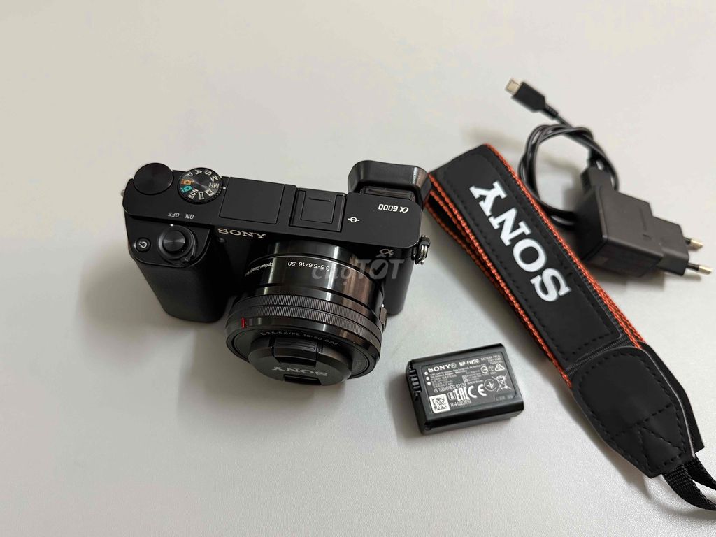 Sony A6000 + 16-50 OSS màu đen đẹp