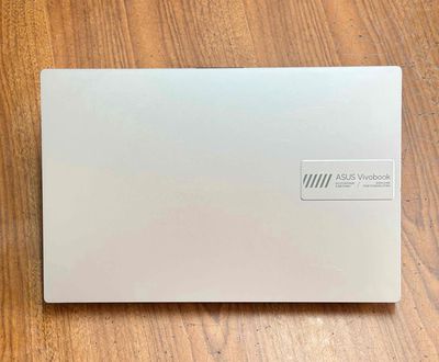 ASUS Vivobook Go 14 Ryzen 5 7520U RAM 16GB/512GB