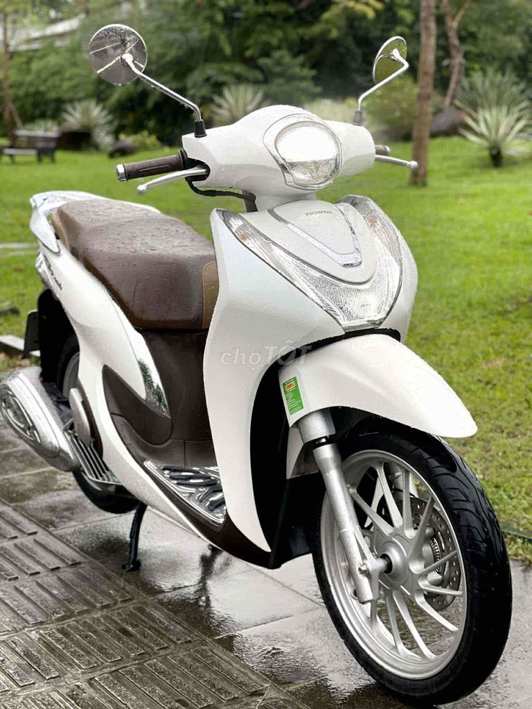 bán sh mode cuối 12/2020 phanh abs zin 95%. Mua bán Xe máy tại Thành phố Huế Thừa Thiên Huế được đăng bởi phan bá tịnh hình 1