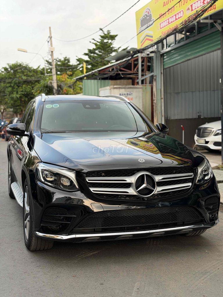 Mercedes-Benz GLC300 2019 Form mới Đen 78000 km. Mua bán Ô tô tại Quận 7 Tp Hồ Chí Minh được đăng bởi Thông Sport  hình 11