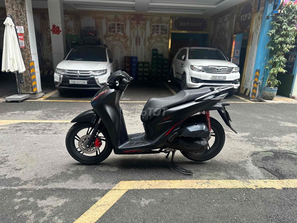 SH 2024 chuẩn đen sần 125 phanh ABS mới 99%. Mua bán Xe máy tại Quận Lê Chân Hải Phòng được đăng bởi Nguyễn Thế Hiếu hình 1