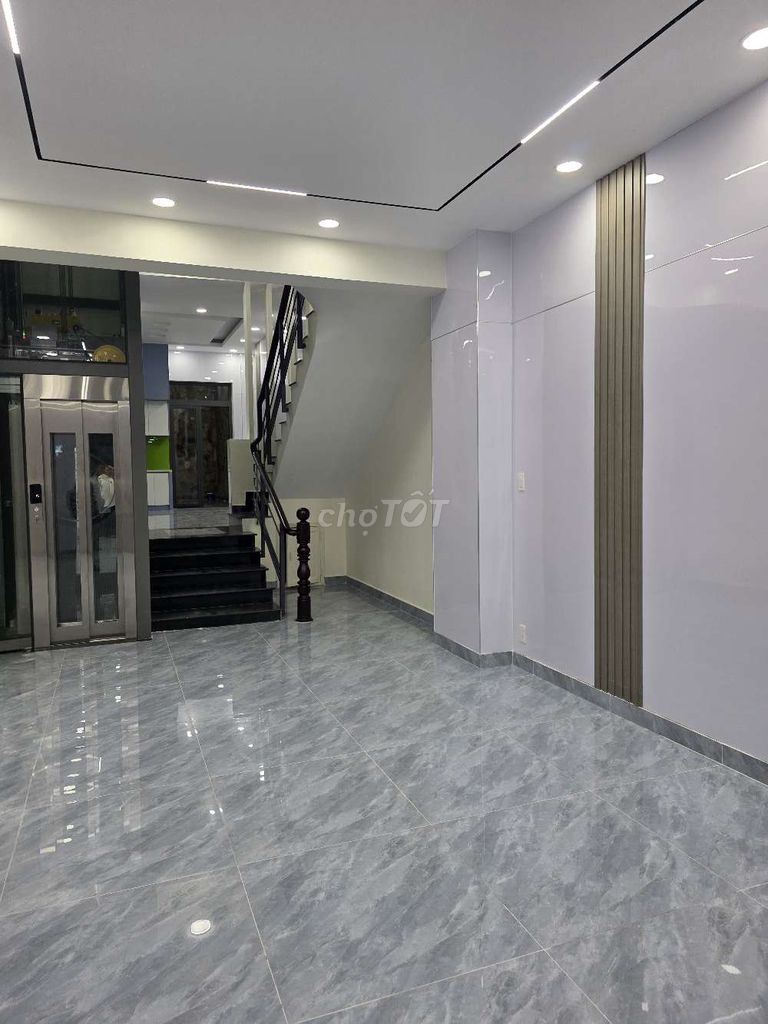 300M2 SÀN 4 TẦNG NHÀ ĐẸP - THANG MÁY - HẺM XE HƠI NÉ NHAU 