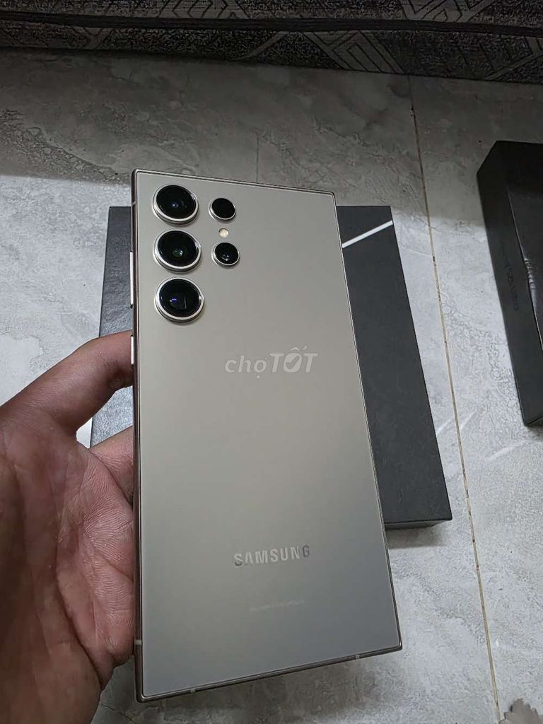 S24 Ultra xám nguyên zin còn bảo hành hãng Samsung. Mua bán Điện thoại tại Quận Liên Chiểu Đà Nẵng được đăng bởi tran tien hình 1