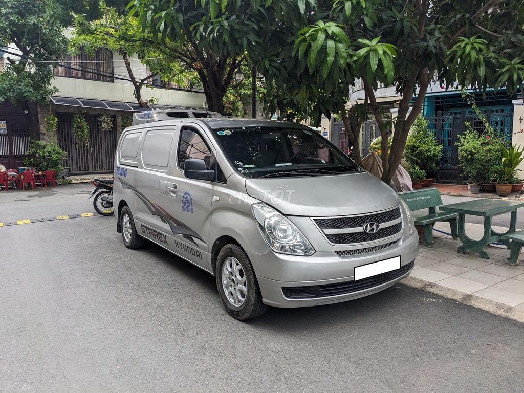 Starex 2014 máy dầu số tự động, tải van 03 chổ. Mua bán Ô tô tại Quận Gò Vấp Tp Hồ Chí Minh được đăng bởi Xuân Trường hình 2