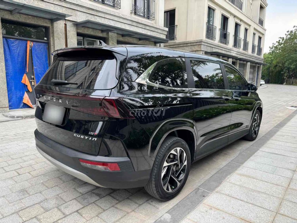 Hyundai Custin 2023 photo 5