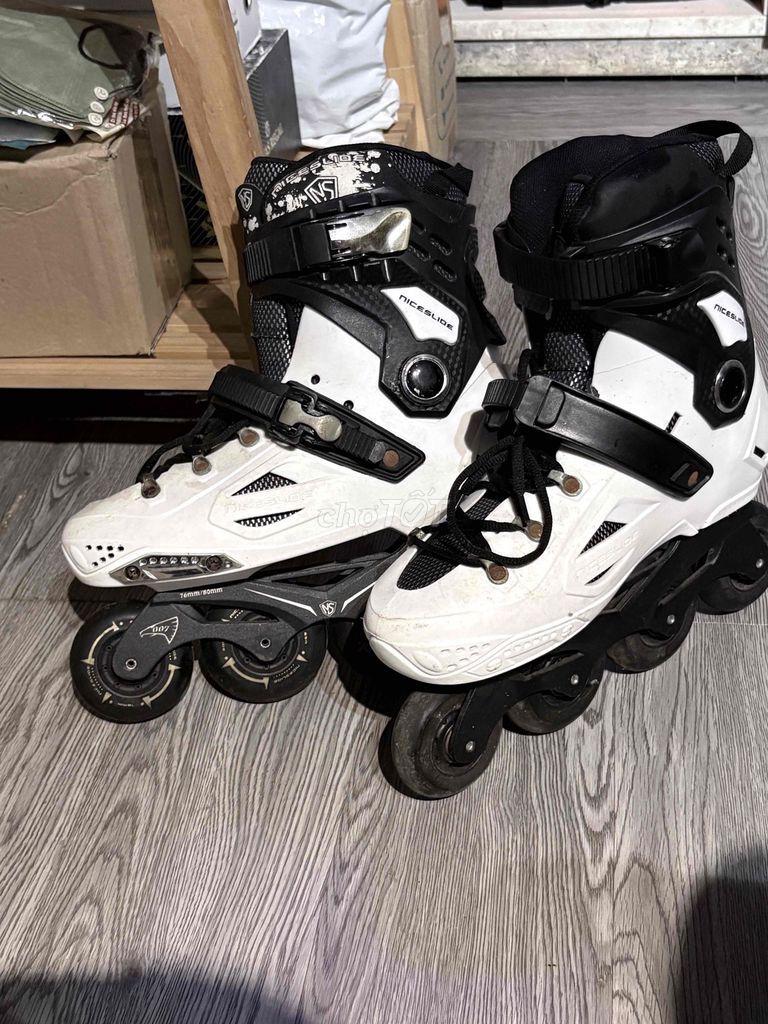 Giày trượt patin size 43 Trắng Đen