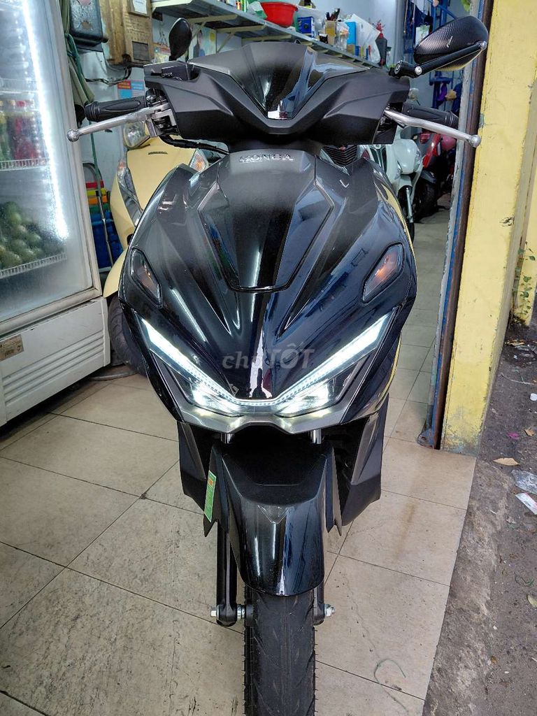 Лампа Honda Airblade 125fi 4VAL 2026 Серая 151 км