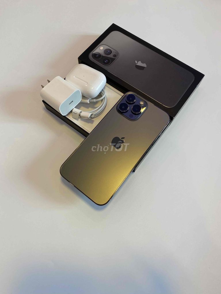 iPhone 13 Pro Max 256G Quốc Tế Zin Đẹp Pin 92%. Mua bán Điện thoại tại Quận 1 Tp Hồ Chí Minh được đăng bởi Minh hình 1