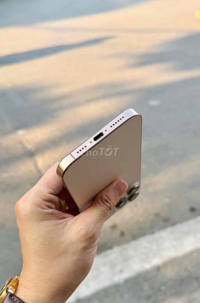 iPhone 16 Pro Max quốc tế. Mua bán Điện thoại tại Huyện Bình Xuyên Vĩnh Phúc được đăng bởi đỗ văn diệu hình 1