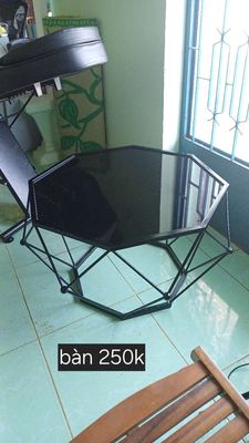 Bàn kính. Mua bán Bàn ghế tại Thành phố Bảo Lộc Lâm Đồng được đăng bởi Pha Lê