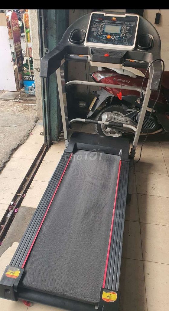 Máy chạy bộ Kingsport BK-8000 Đen