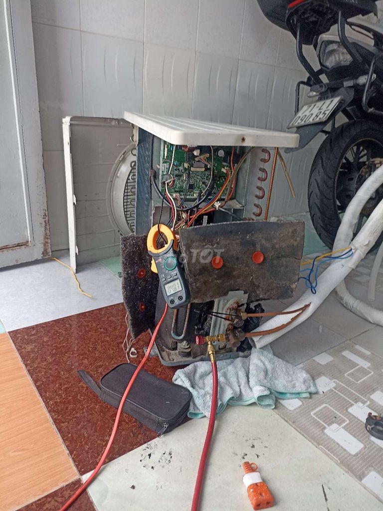 Dịch vụ Vệ sinh Điều hòa. Dịch vụ tại Thành phố Long Xuyên An Giang được đăng bởi Sửa Nhà  Điện Lạnh AZ Home hình 1