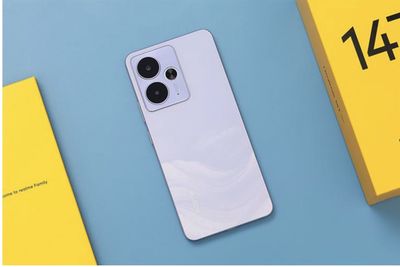 Realme Điện thoại màu Trắng