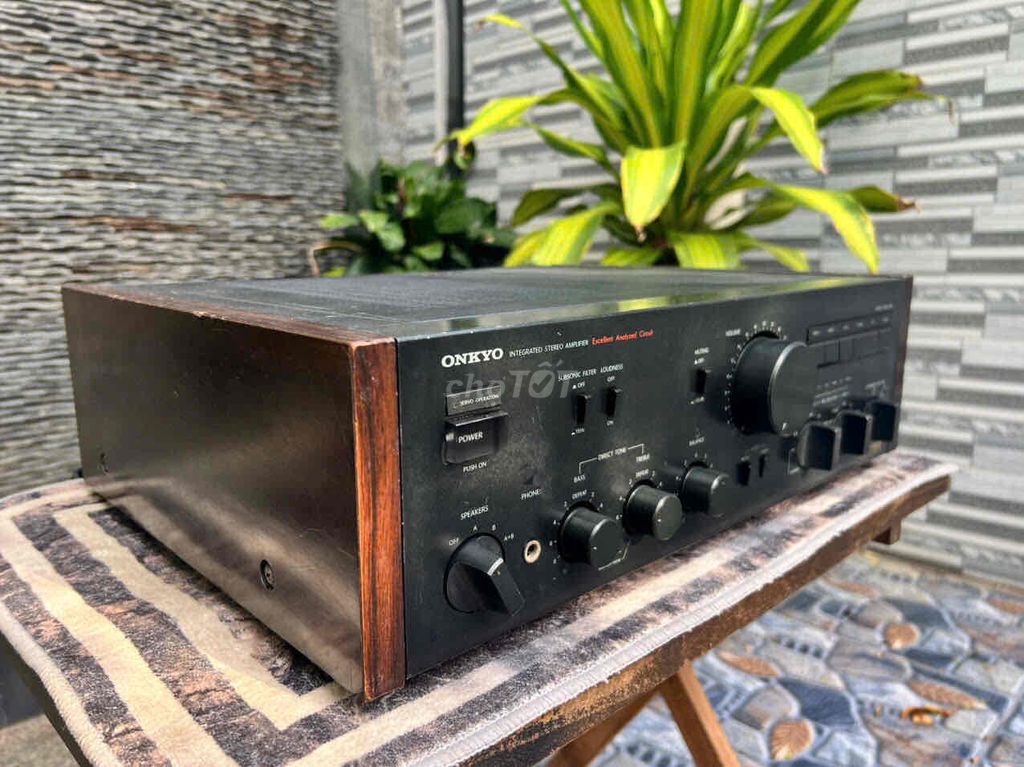 Amply Onkyo A-817 RX hàng zin khoẻ khá hay .. Mua bán Tivi, Âm thanh tại Quận 7 Tp Hồ Chí Minh được đăng bởi nguyen thai hoa hình 1